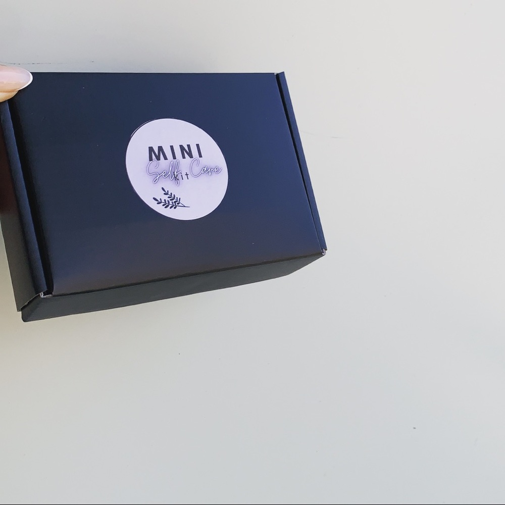 Mini self care Kit